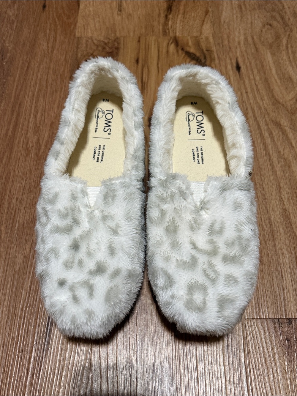 TOMS Alpargata Faux Fur Leopard-Print Slippers, size 8